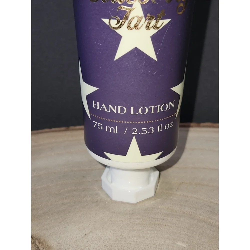 Maison De Base BLUEBERRY TART Hand Lotion 2.53 fl Oz ~NEW/SEALED